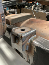 Load image into Gallery viewer, C10 Envoy Cab Mount Brackets