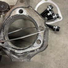 Load image into Gallery viewer, OG9-5 W/Cobalt Brembo Calipers

