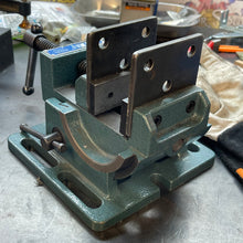 Load image into Gallery viewer, Tall Welding Jaw - Wilton “3in Cradle Drill Press Vice”
